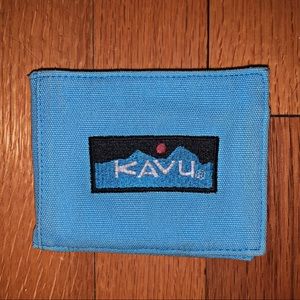 𝐊𝐀𝐕𝐔 𝐁𝐥𝐮𝐞 𝐖𝐚𝐥𝐥𝐞𝐭